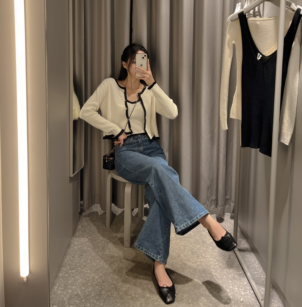 Gợi ý 10 set đồ len mỏng cứ mặc là đẹp cho mùa lạnh sắp tới - Ảnh 8. Gợi ý 10 set đồ len mỏng cứ mặc là đẹp cho mùa lạnh sắp tới - Ảnh 8.