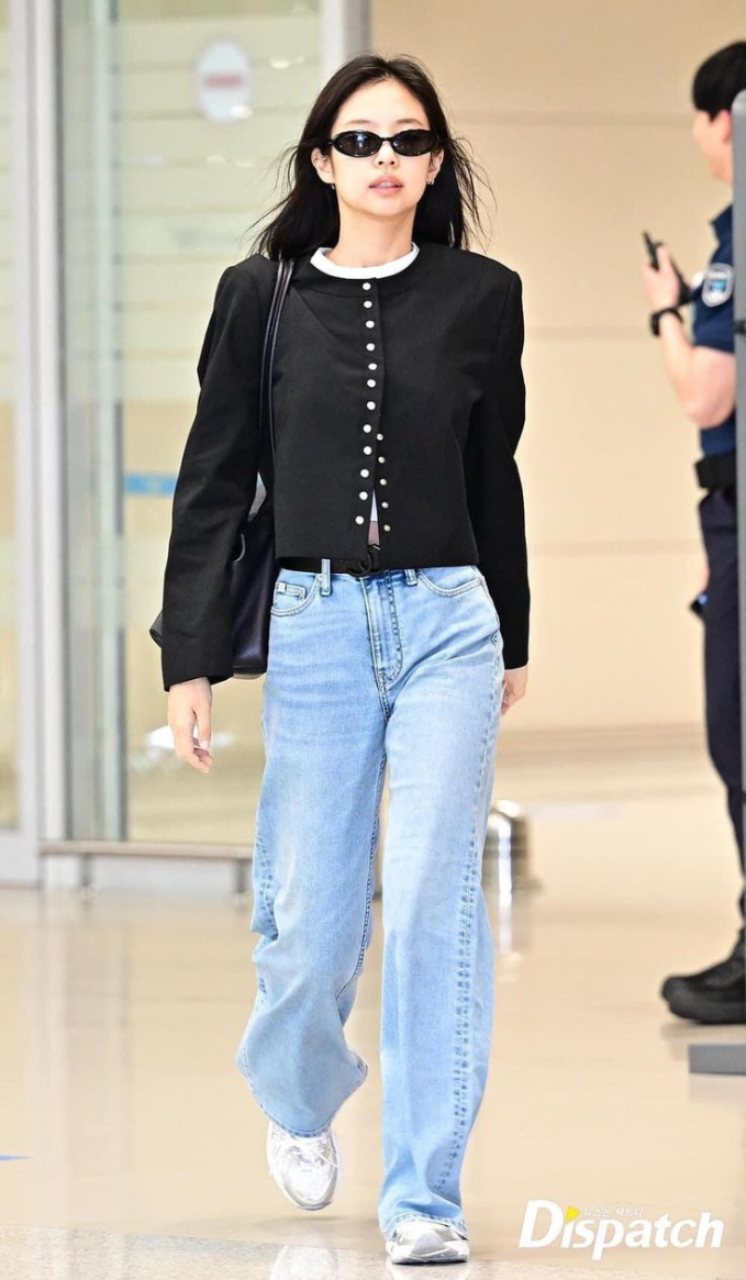 Đây là những chiếc quần jeans "chân ái" của Jennie, giúp cô nàng "hack dáng" cao ráo như 1m7 - Ảnh 8. Đây là những chiếc quần jeans "chân ái" của Jennie, giúp cô nàng "hack dáng" cao ráo như 1m7 - Ảnh 8.