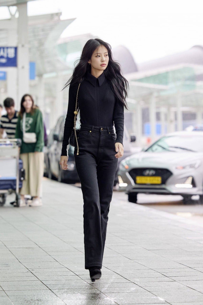 Đây là những chiếc quần jeans "chân ái" của Jennie, giúp cô nàng "hack dáng" cao ráo như 1m7 - Ảnh 2. Đây là những chiếc quần jeans "chân ái" của Jennie, giúp cô nàng "hack dáng" cao ráo như 1m7 - Ảnh 2.